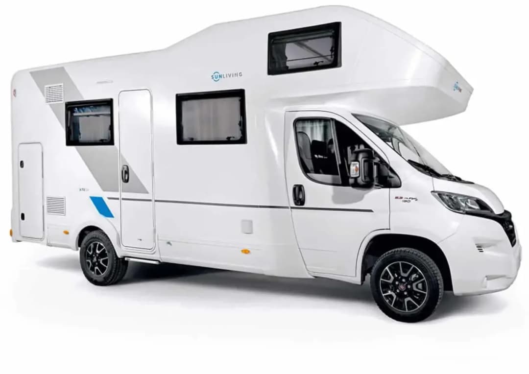 Jaki kamper do 20 tys – najlepsze modele i pułapki przy zakupie