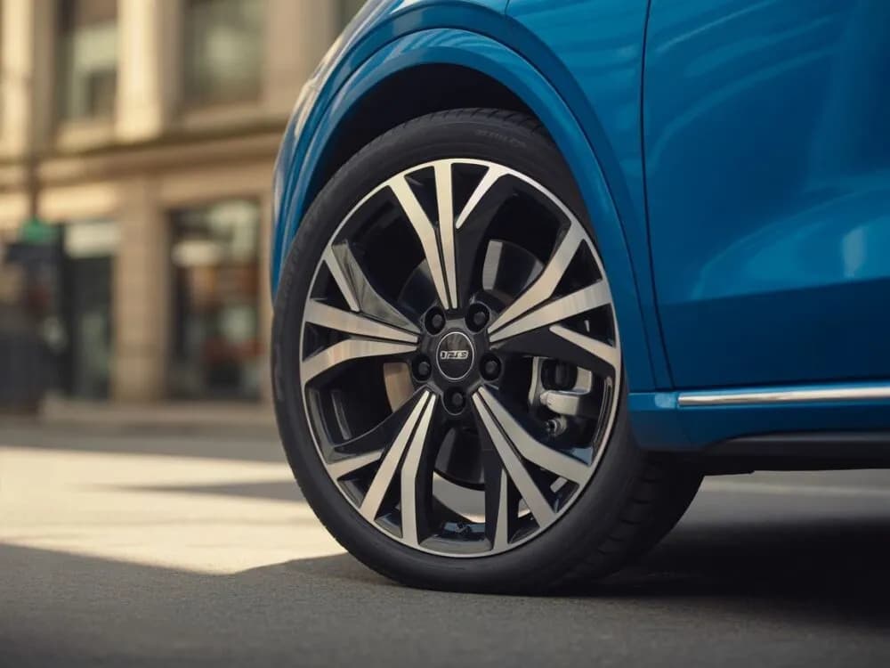 Jak dobrać rozmiar felgi do samochodu, aby uniknąć błędów?