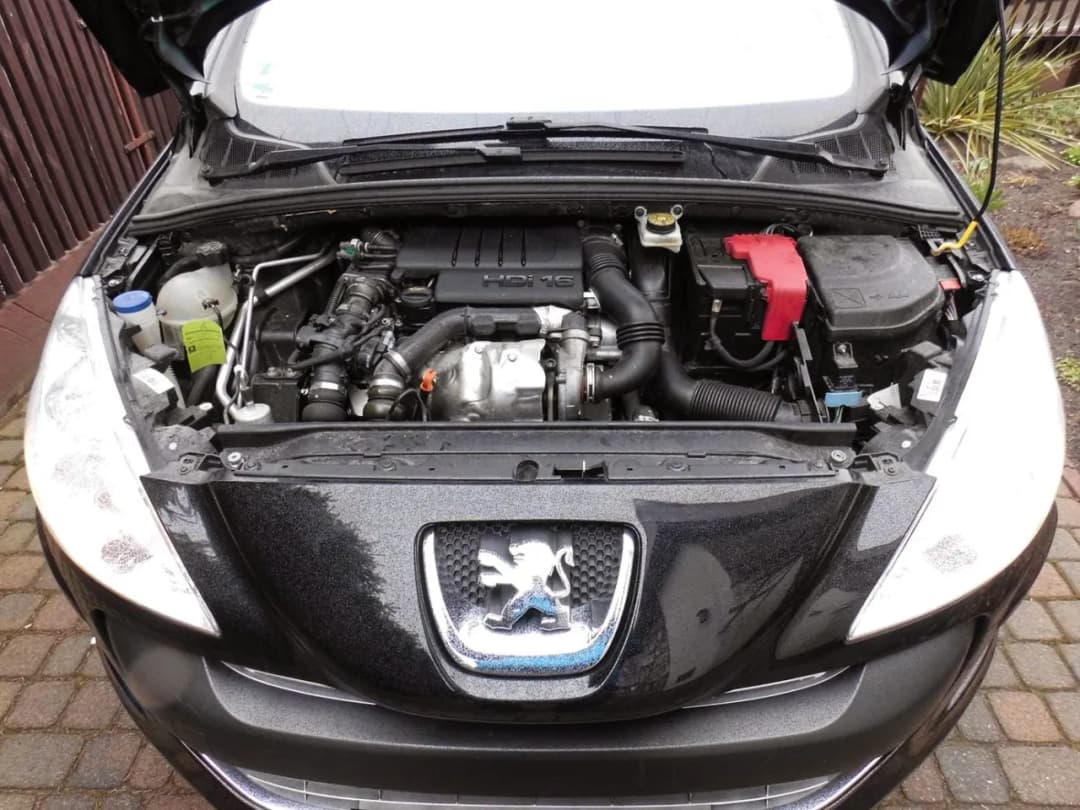Jaki olej do peugeot 308 1.6 benzyna, aby uniknąć problemów z silnikiem?