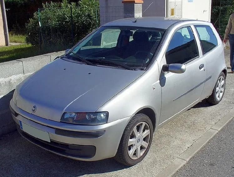 Ile pali Fiat Punto 1.2 benzyna? Sprawdź realne zużycie paliwa