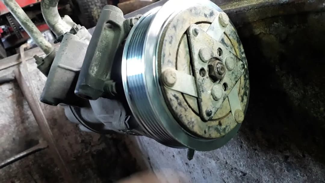 Sprzęgło klimatyzacji - objawy awarii i skuteczna diagnostyka